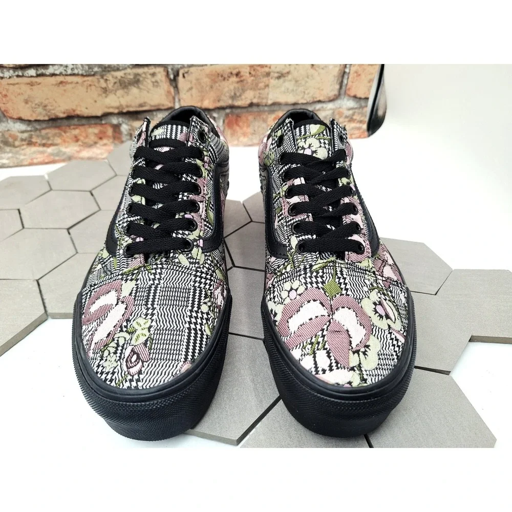 Vans product description
